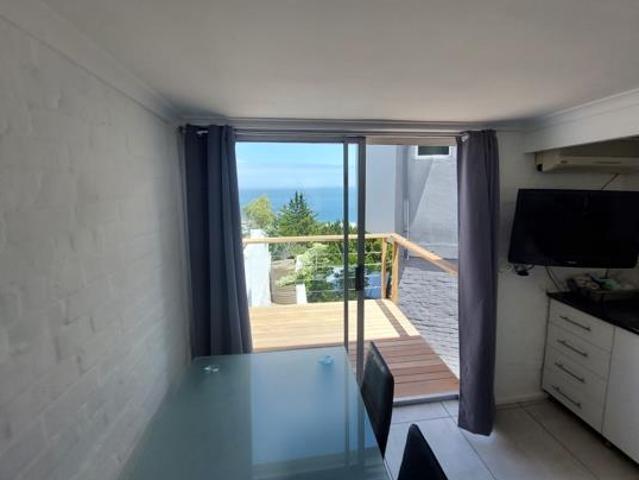 Studio apartment in Camps Bay