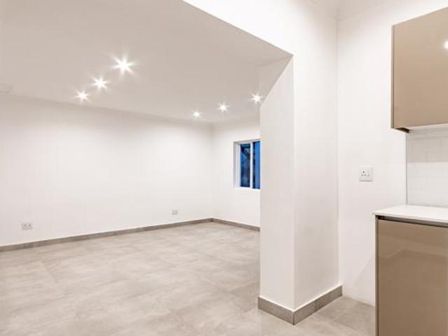 Studio Apartment in Cape Town City Centre