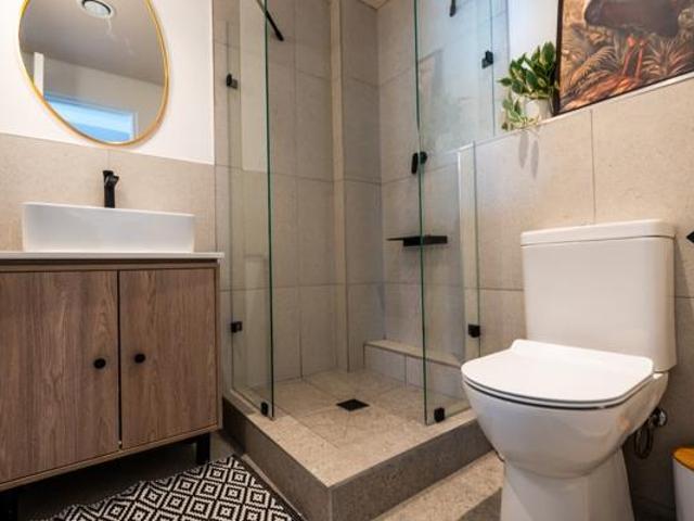 Studio apartment in Cape Town City Centre