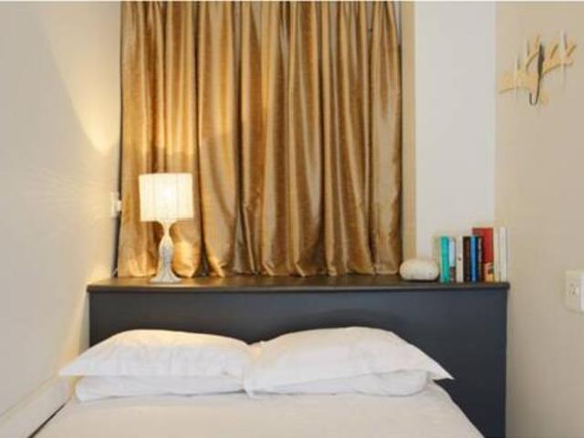 Studio apartment in Cape Town City Centre
