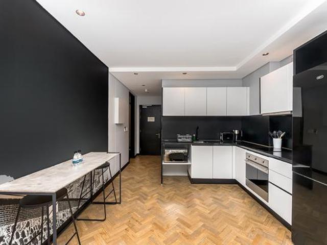 Studio Apartment in Cape Town City Centre