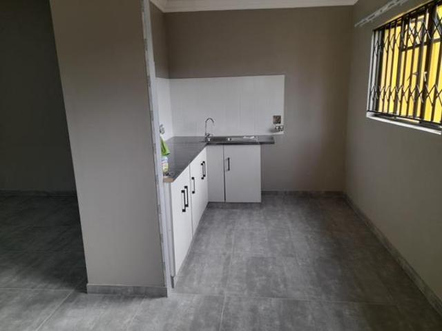 Studio apartment in Capital Park