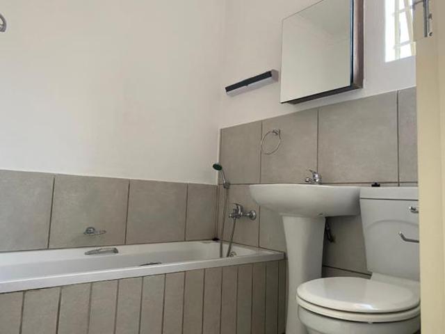 Studio Apartment in Capital Park