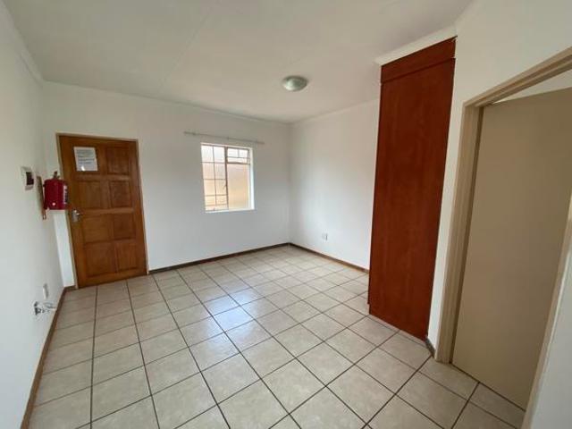 Studio Apartment in Capital Park