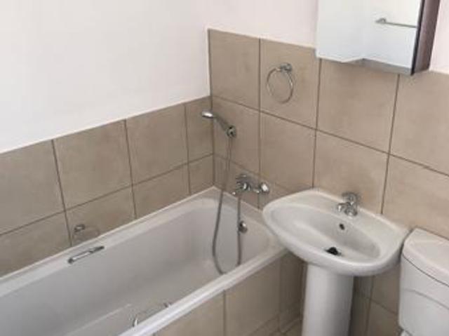Studio apartment in Capital Park