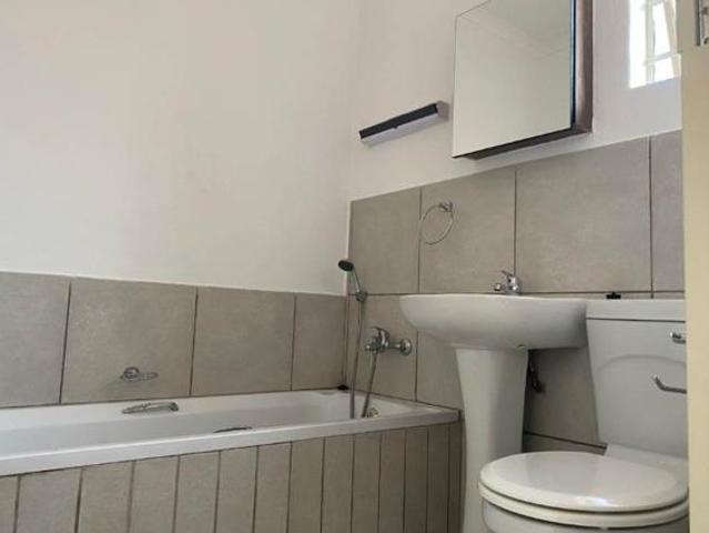 Studio Apartment in Capital Park