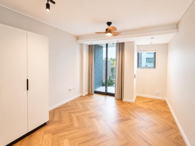 Studio Apartment in Century City