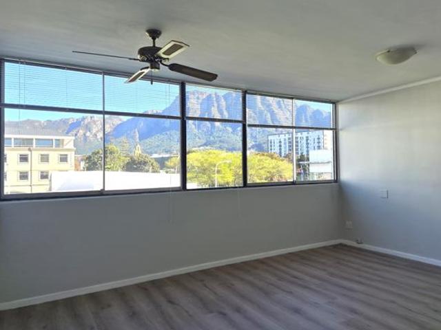 Studio Apartment in Claremont