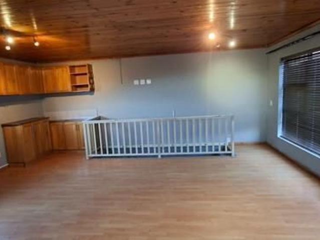 Studio apartment in Cloetesville