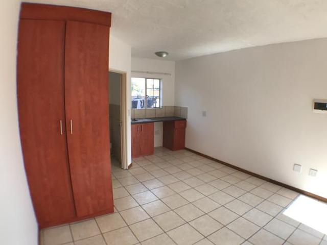 Studio apartment in Eloffsdal