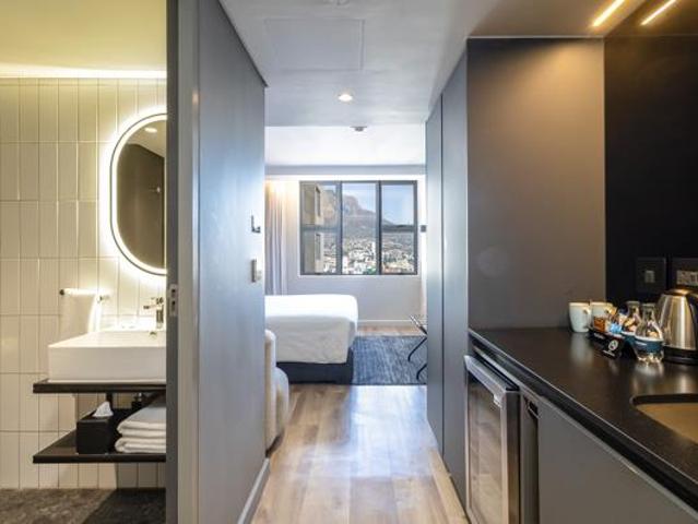 Studio Apartment in Foreshore