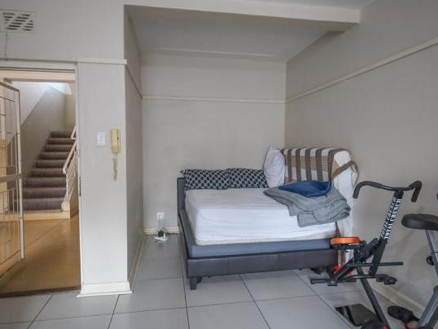 Studio Apartment in Gardens