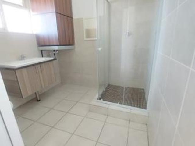 Studio apartment in Goodwood Central