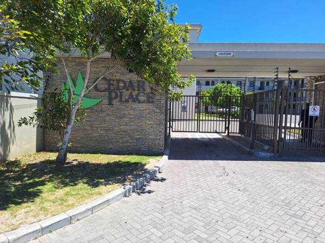 Studio apartment in Grassy Park