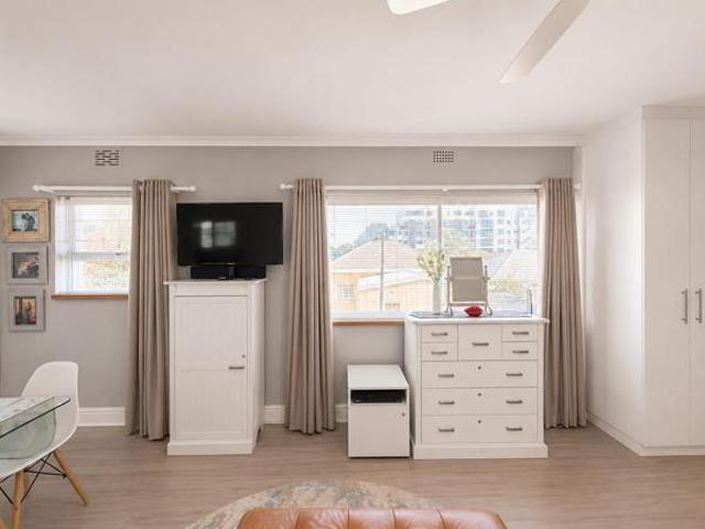Studio Apartment in Green Point