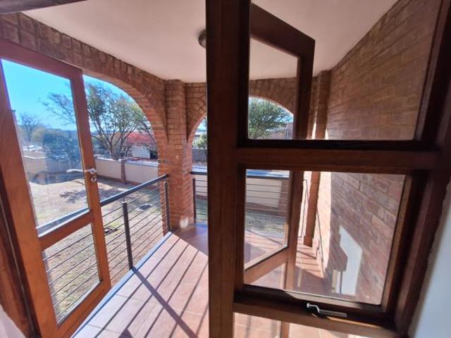 Studio Apartment in Halfway Gardens