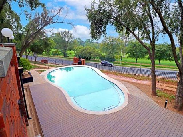 Studio apartment in Illovo