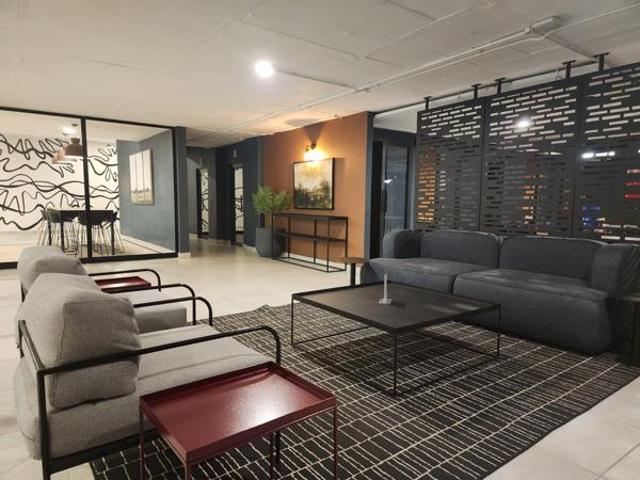 Studio Apartment in Illovo