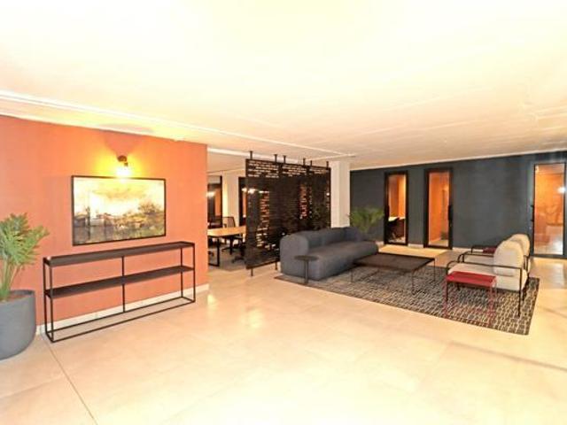 Studio Apartment in Illovo