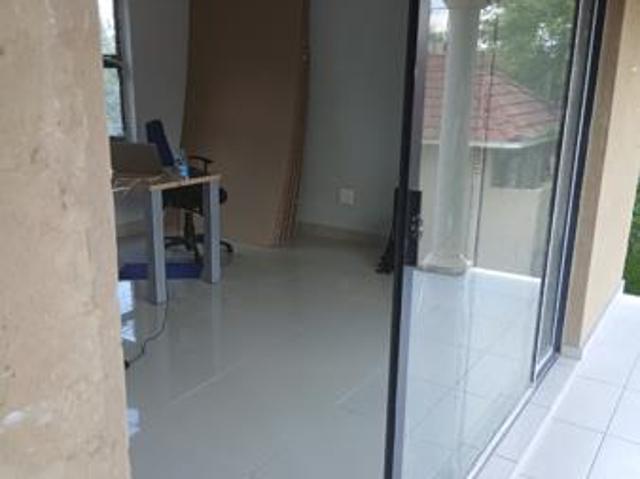 Studio Apartment in Illiondale