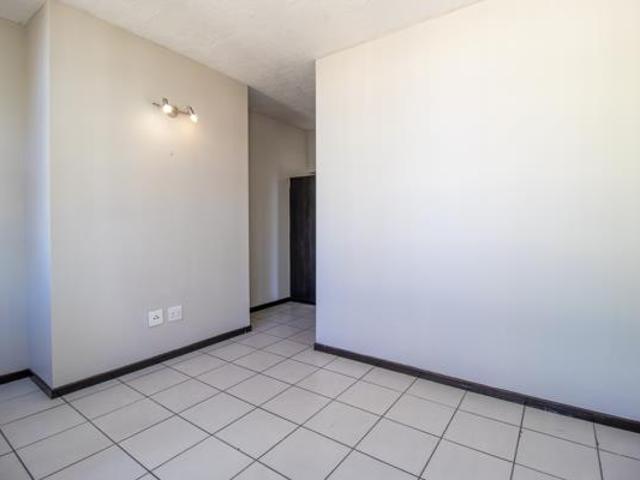 Studio Apartment in Johannesburg CBD