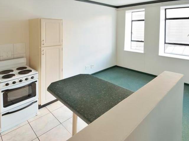 Studio Apartment in Johannesburg CBD