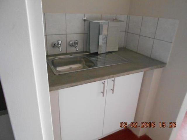Studio apartment in Johannesburg CBD