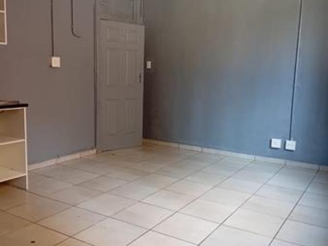 Studio Apartment in Johannesburg CBD