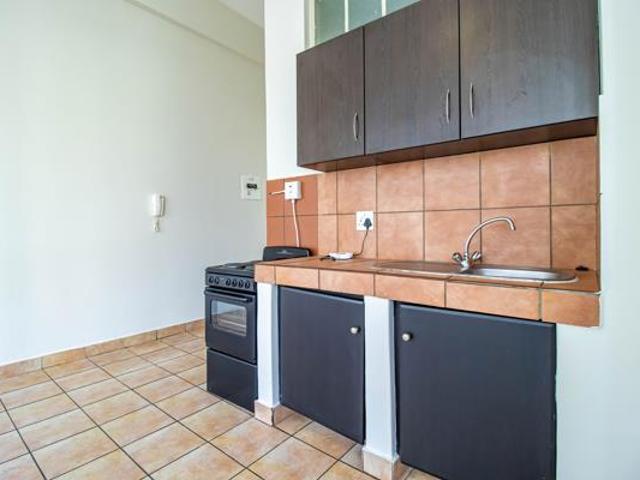 Studio Apartment in Johannesburg CBD