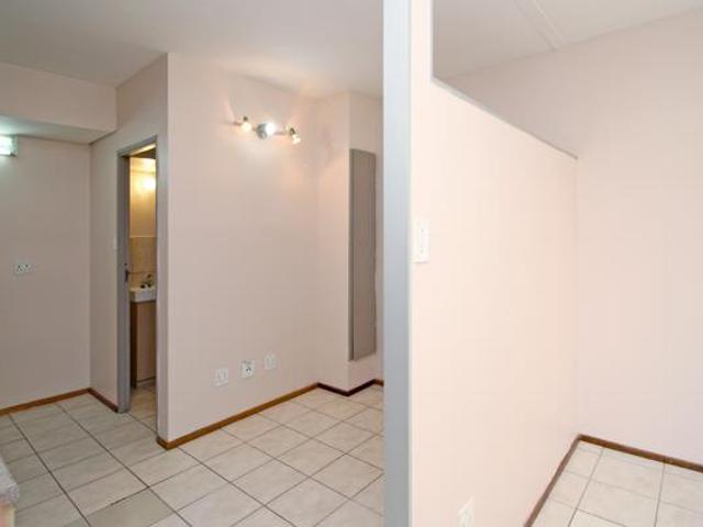 Studio Apartment in Johannesburg CBD