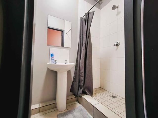 Studio Apartment in Johannesburg CBD