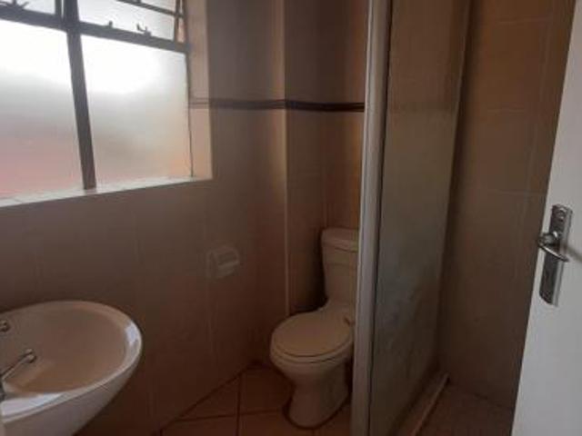Studio Apartment in Karenpark