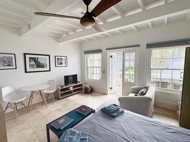 Studio apartment in Llandudno