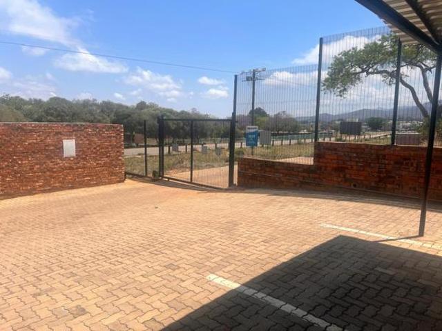 Studio apartment in Louis Trichardt