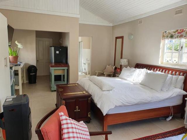 Studio apartment in Paradise