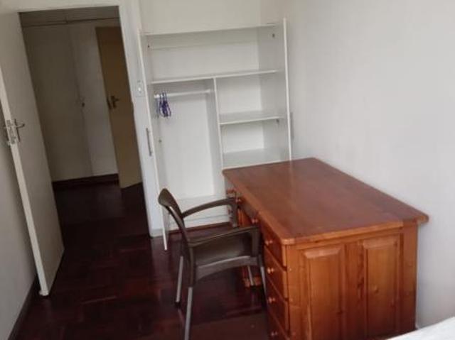 Studio Apartment in Parktown