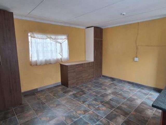 Studio apartment in Phuthaditjhaba