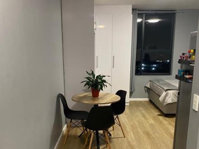 Studio apartment in Pinelands