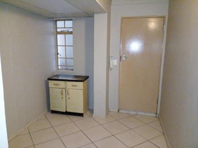 Studio Apartment in Pretoria Central