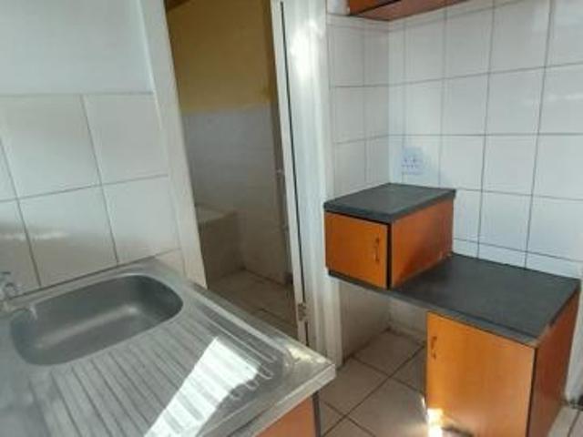 Studio apartment in Quigney