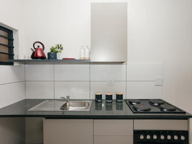 Studio Apartment in Rooihuiskraal