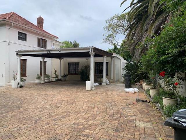 Studio Apartment in Rondebosch