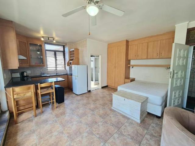Studio Apartment in Rondebosch