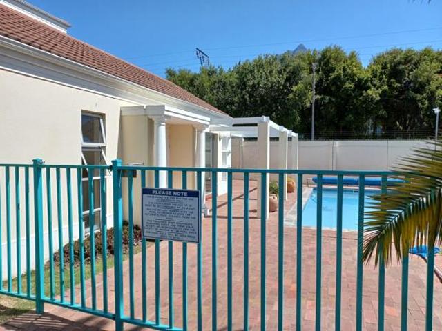 Studio Apartment in Rosebank