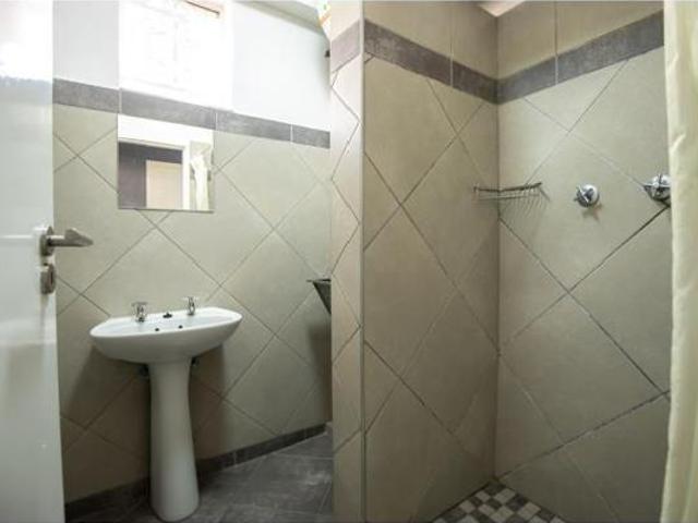 Studio Apartment in Sunnyside