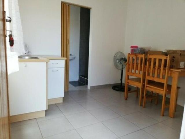 Studio apartment in Sunford