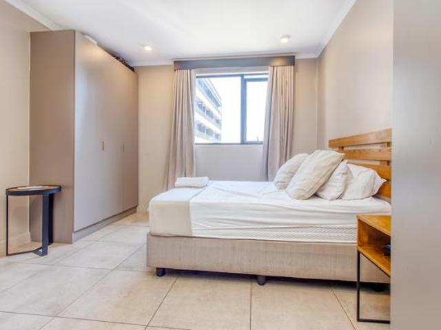 Studio Apartment in Sandton Central