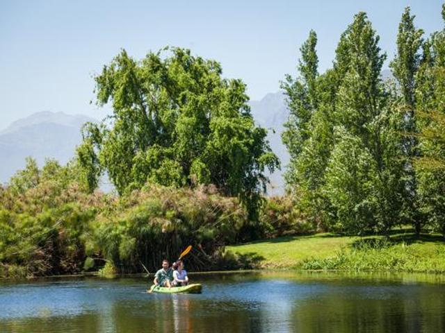 Studio apartment in Sante Winelands Estate