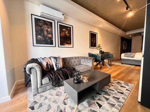 Studio apartment in Sea Point
