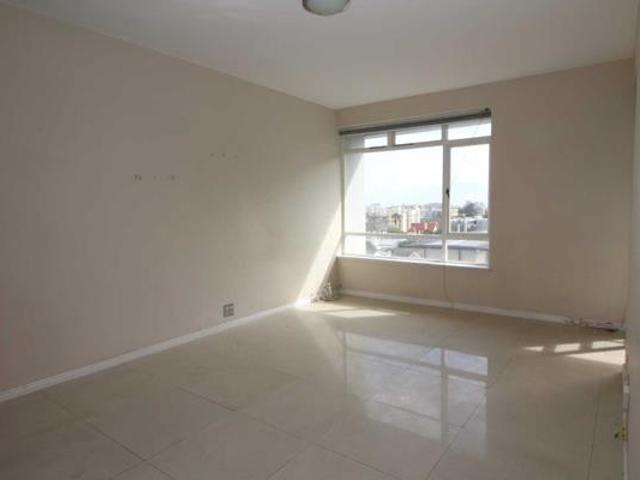Studio Apartment in Sea Point